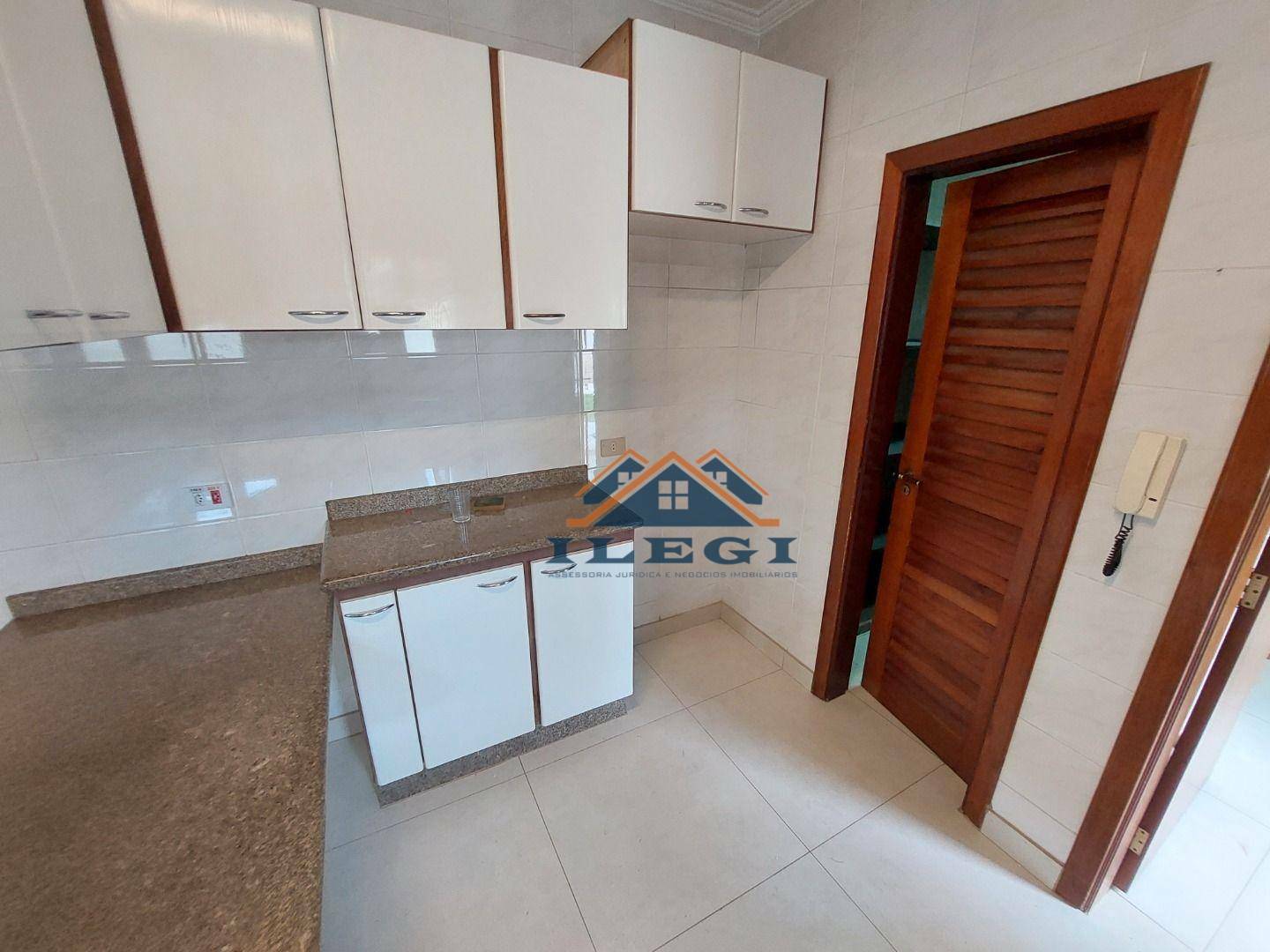 Casa para alugar com 5 quartos, 427m² - Foto 13