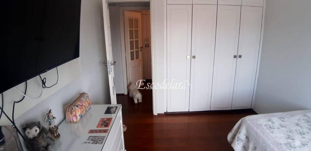 Apartamento à venda com 4 quartos, 186m² - Foto 18