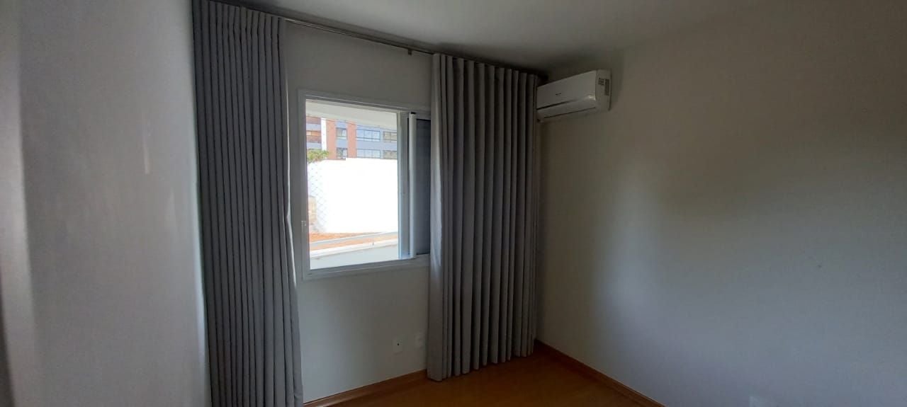 Apartamento à venda com 3 quartos, 97m² - Foto 9