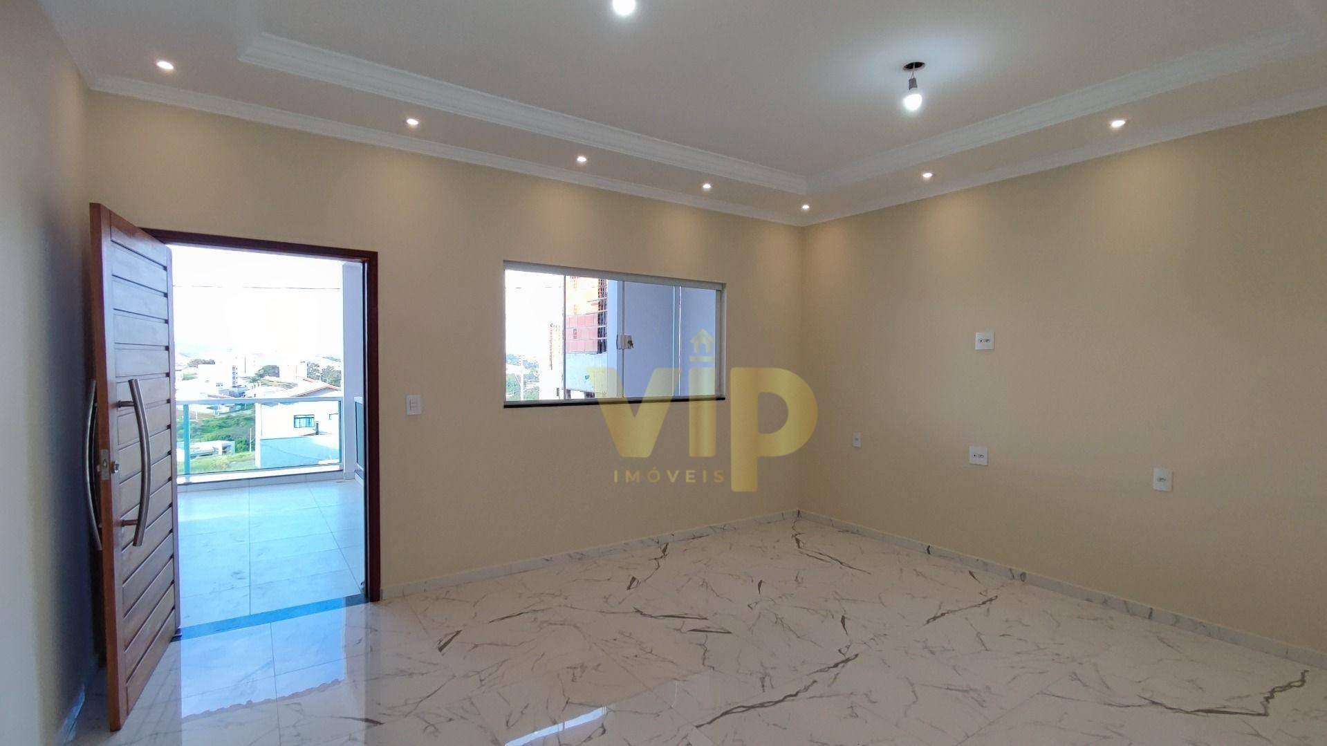 Casa à venda com 4 quartos, 210m² - Foto 14