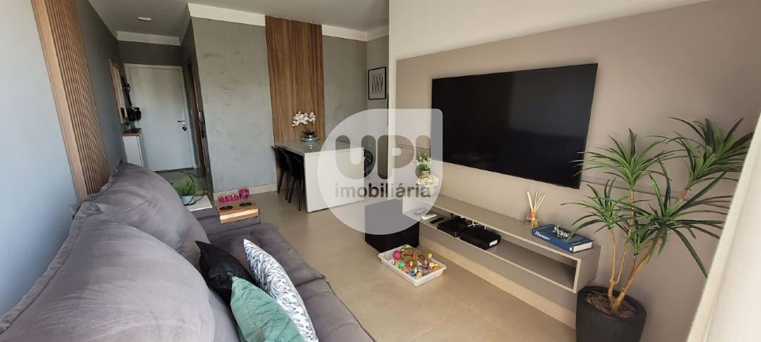 Apartamento à venda com 2 quartos, 74m² - Foto 1