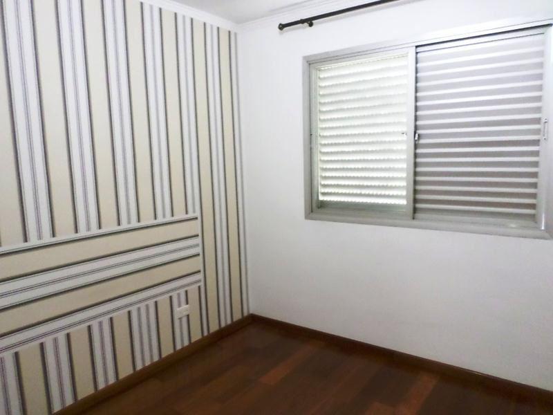 Apartamento à venda com 2 quartos, 60m² - Foto 18