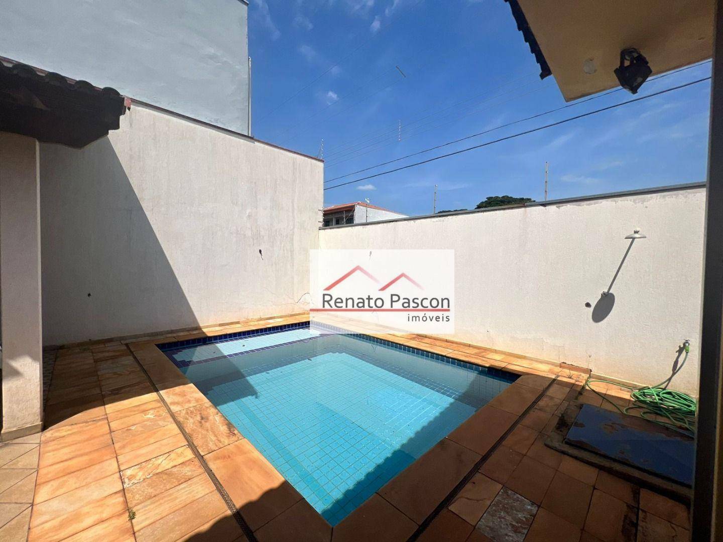 Casa à venda com 4 quartos, 360m² - Foto 21