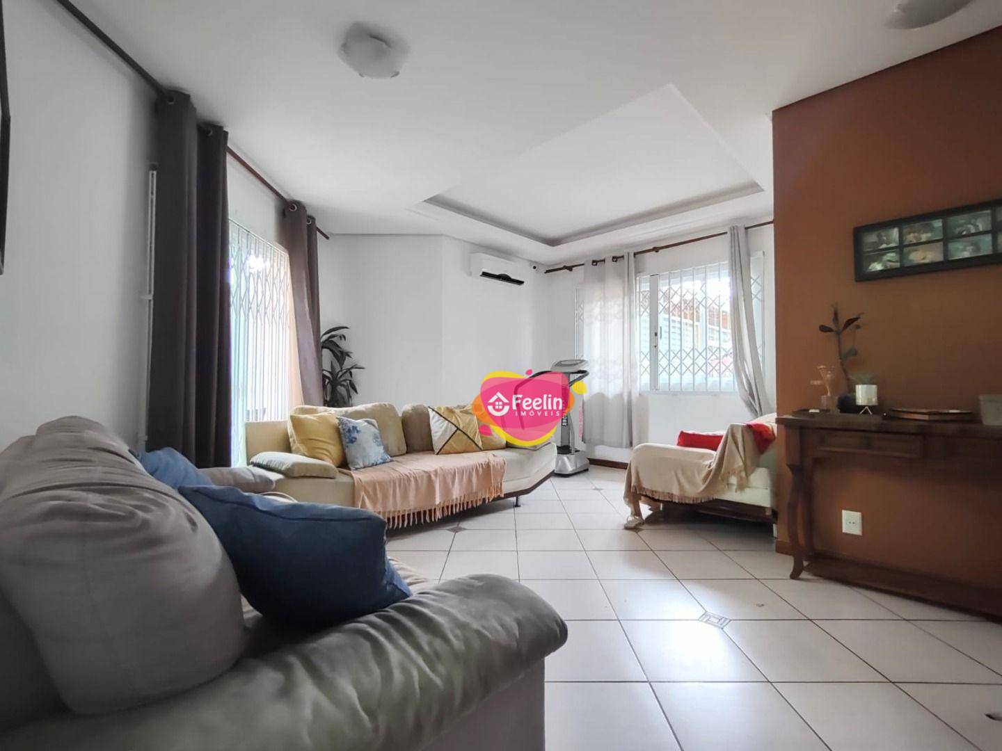 Casa, 3 quartos, 250 m² - Foto 2