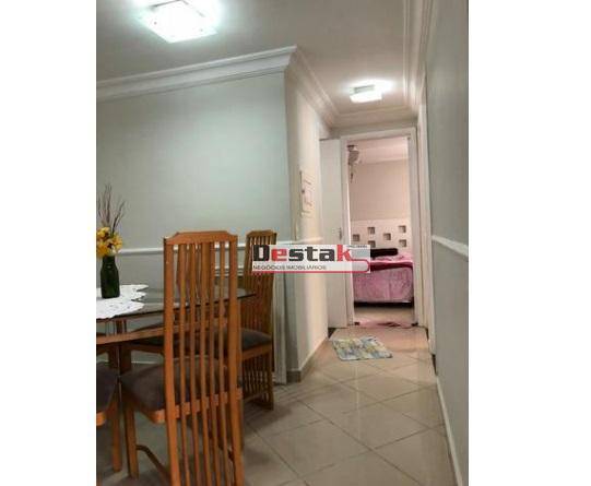 Apartamento à venda com 3 quartos, 60m² - Foto 2