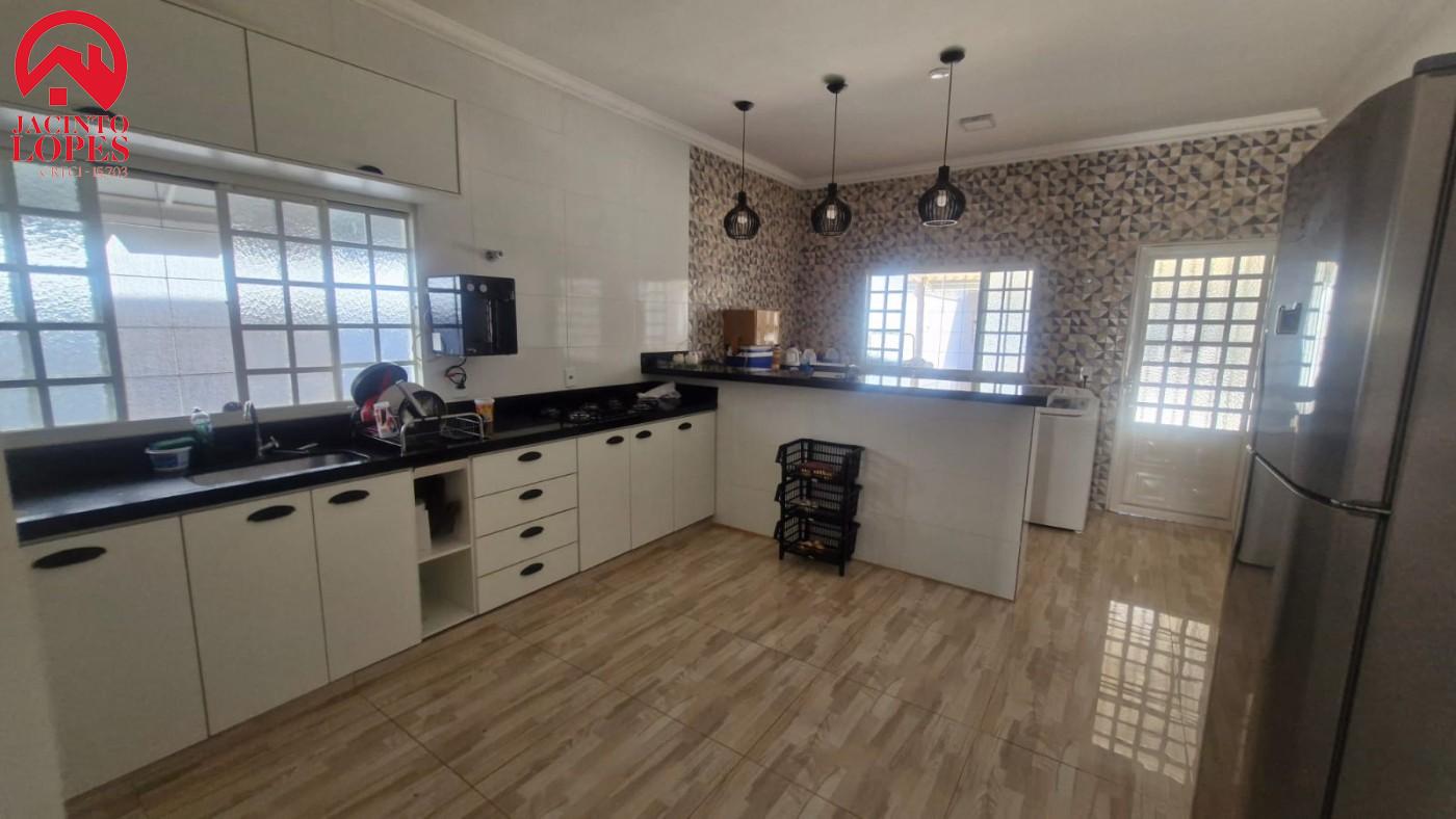 Casa de Condomínio à venda com 3 quartos, 250m² - Foto 12