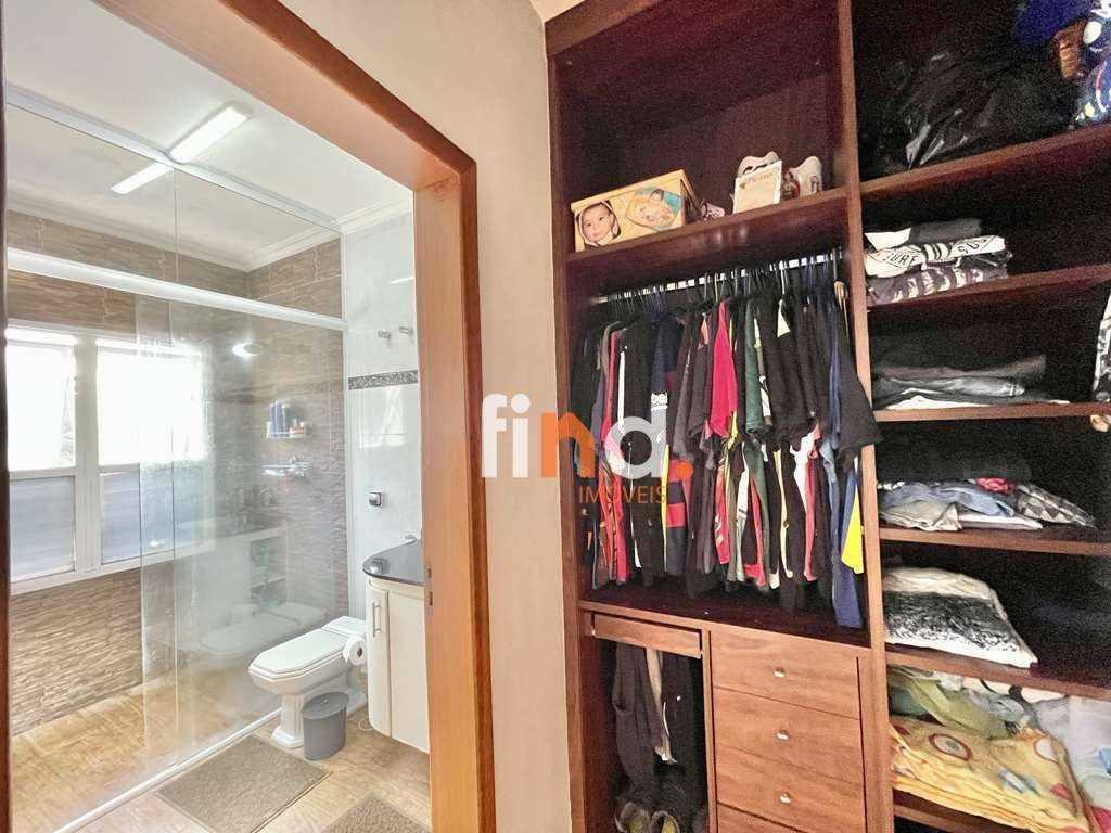 Casa de Condomínio à venda com 4 quartos, 494m² - Foto 32