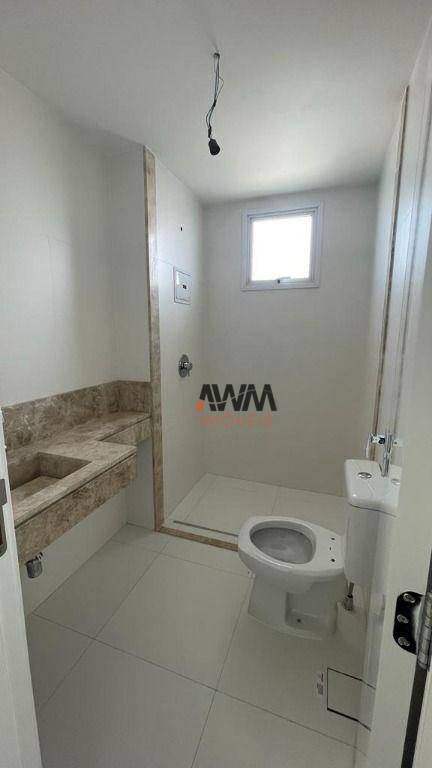 Apartamento à venda com 4 quartos, 264m² - Foto 10