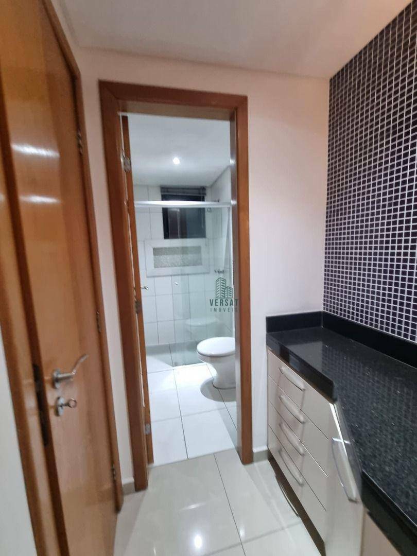 Apartamento à venda com 2 quartos, 64m² - Foto 11