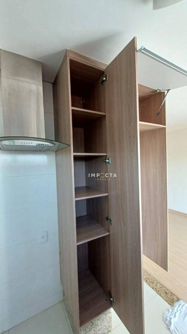 Apartamento para alugar com 3 quartos, 78m² - Foto 10