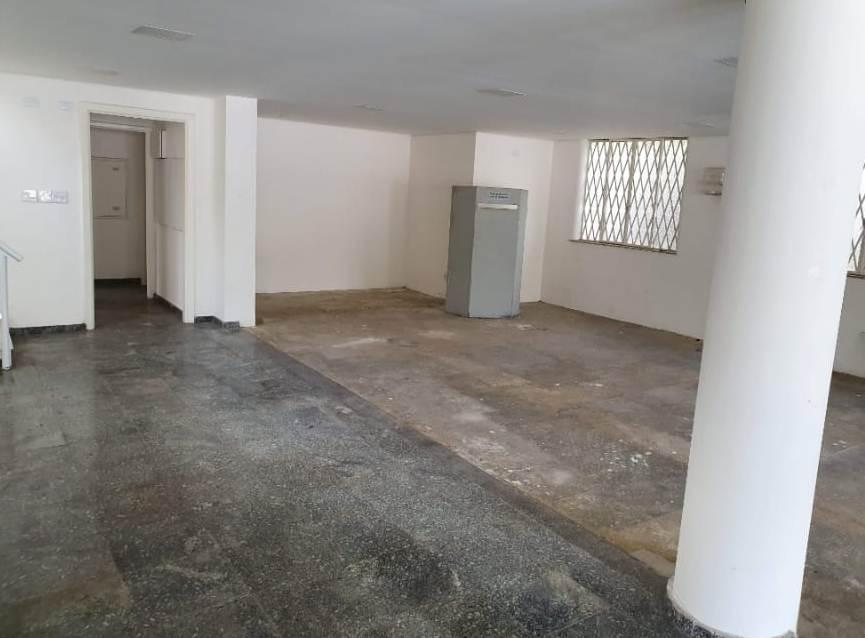 Prédio Inteiro para alugar com 5 quartos, 556m² - Foto 2