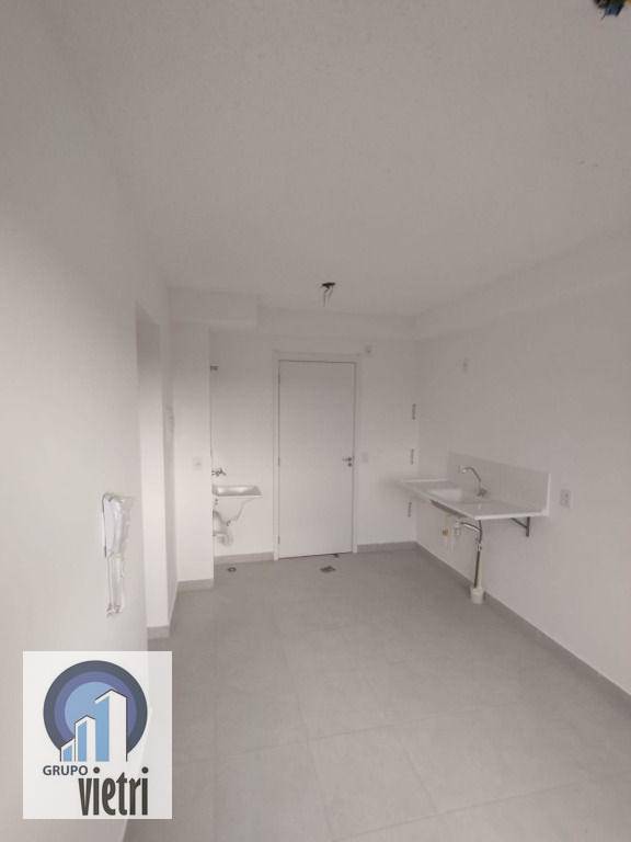 Apartamento à venda e aluguel com 2 quartos, 32m² - Foto 20