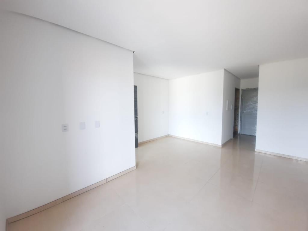 Apartamento à venda com 2 quartos, 64m² - Foto 7