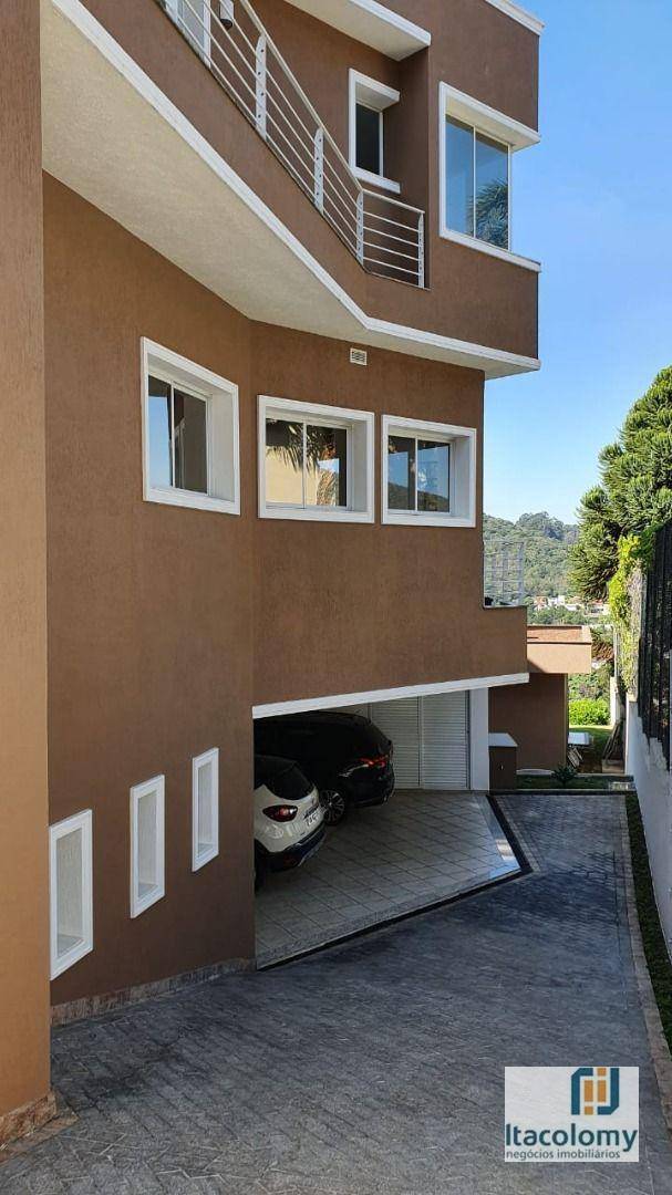 Casa de Condomínio à venda e aluguel com 5 quartos, 600m² - Foto 3