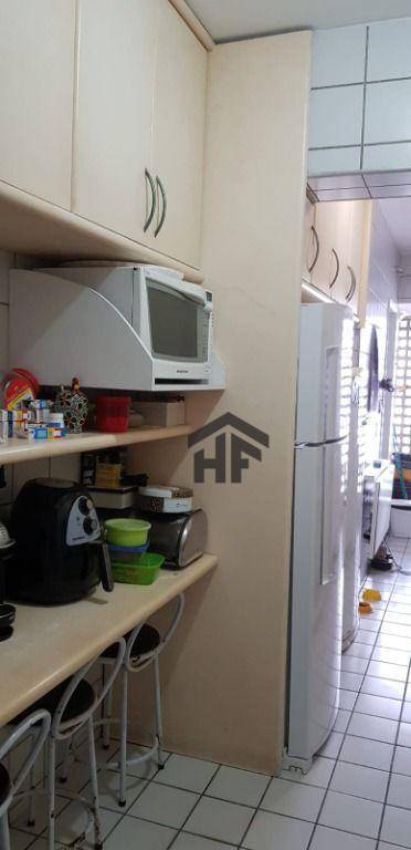 Apartamento à venda com 3 quartos, 139m² - Foto 18