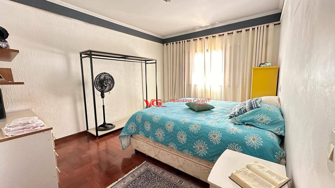 Sobrado à venda com 3 quartos, 330m² - Foto 15