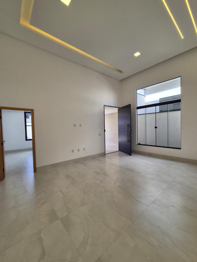 Casa à venda com 3 quartos, 225m² - Foto 14