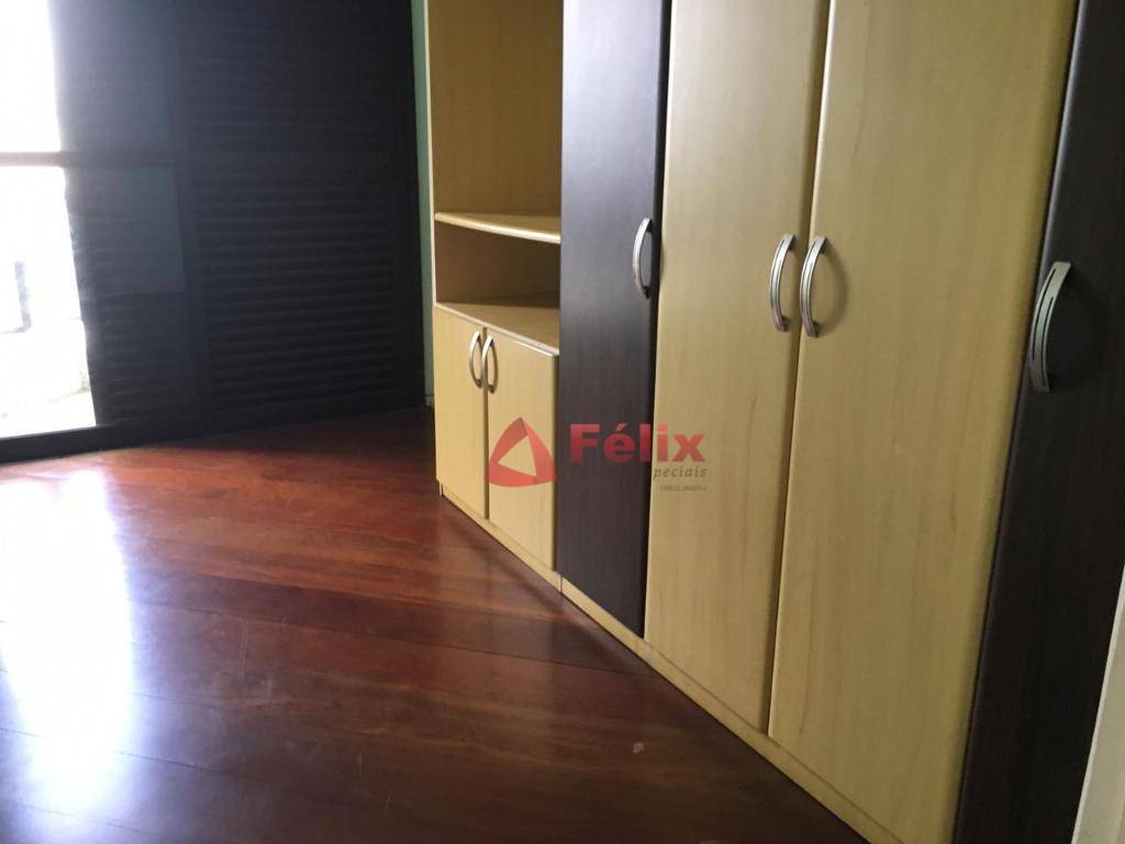 Apartamento à venda com 3 quartos, 148m² - Foto 18