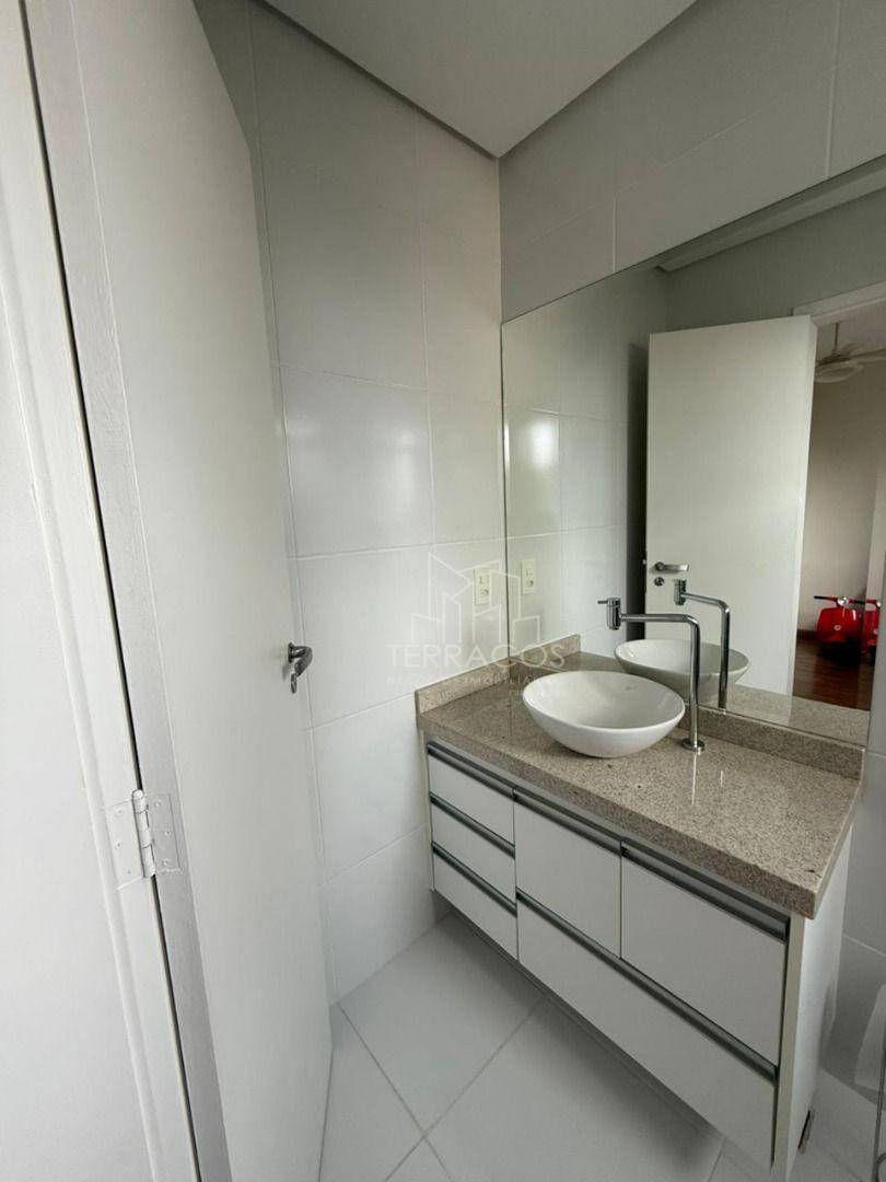 Apartamento à venda com 3 quartos, 124m² - Foto 25