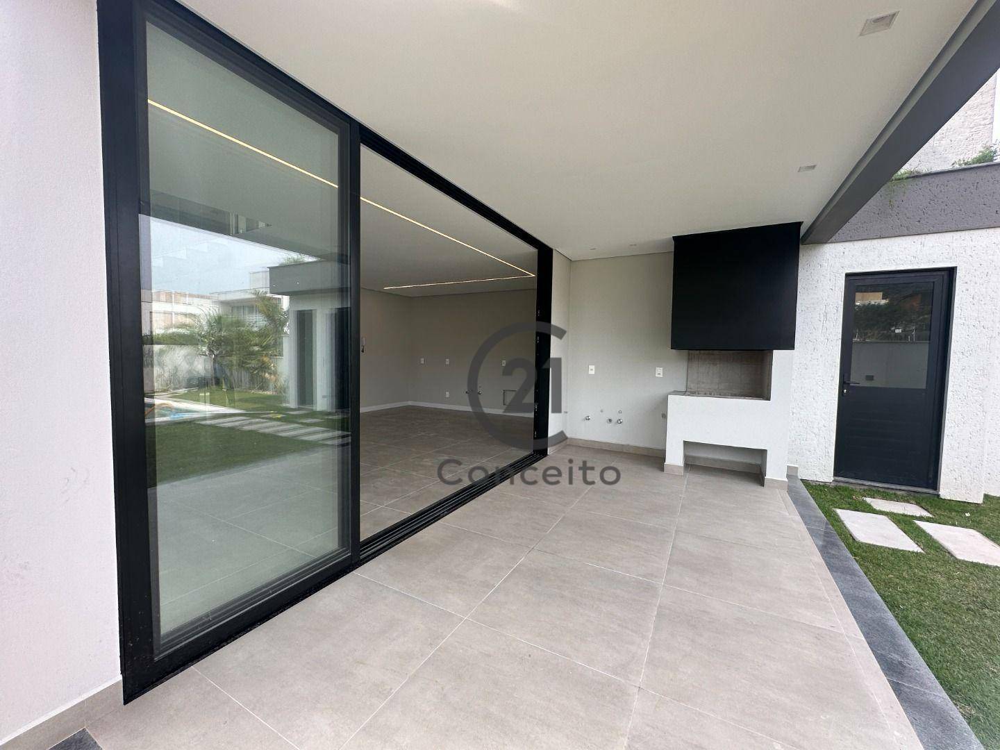 Casa à venda com 3 quartos, 238m² - Foto 6