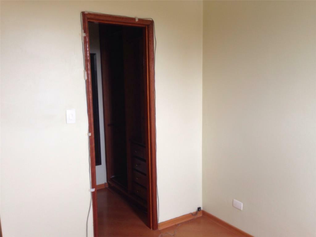 Apartamento para alugar com 3 quartos, 64m² - Foto 11