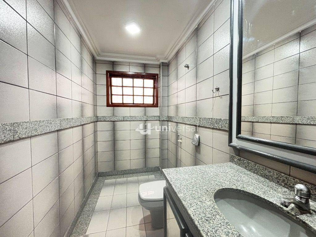 Casa, 3 quartos, 256 m² - Foto 4