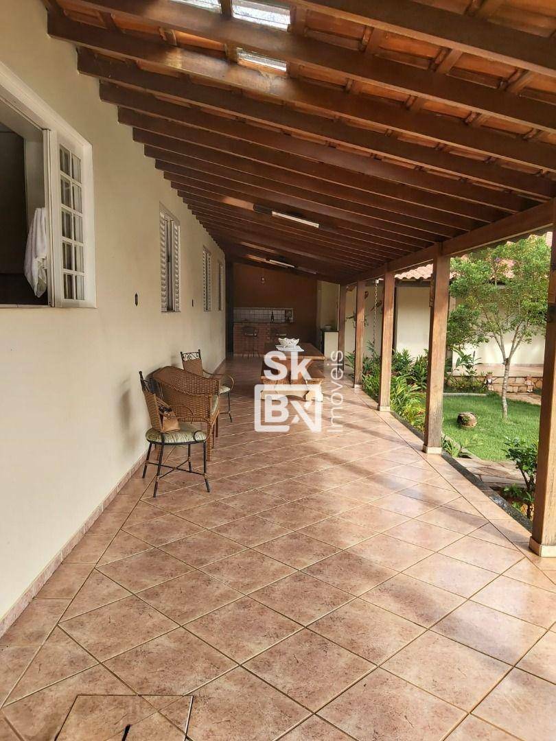 Casa à venda com 5 quartos, 347m² - Foto 11