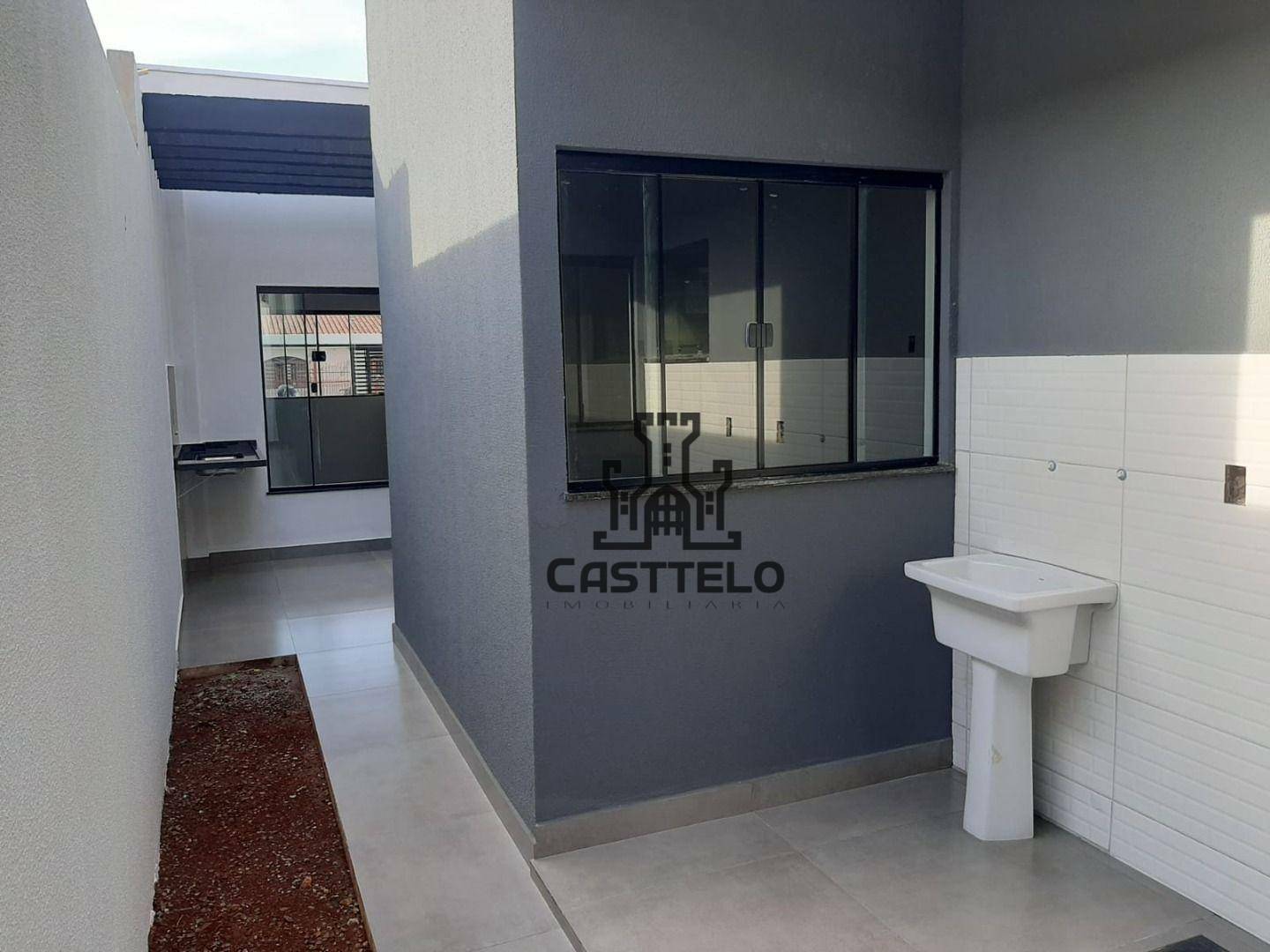 Casa à venda com 3 quartos, 83m² - Foto 11