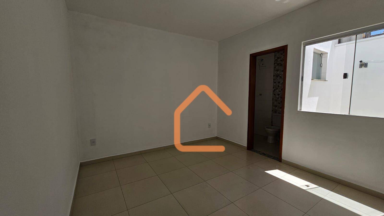 Casa à venda com 2 quartos, 60m² - Foto 11