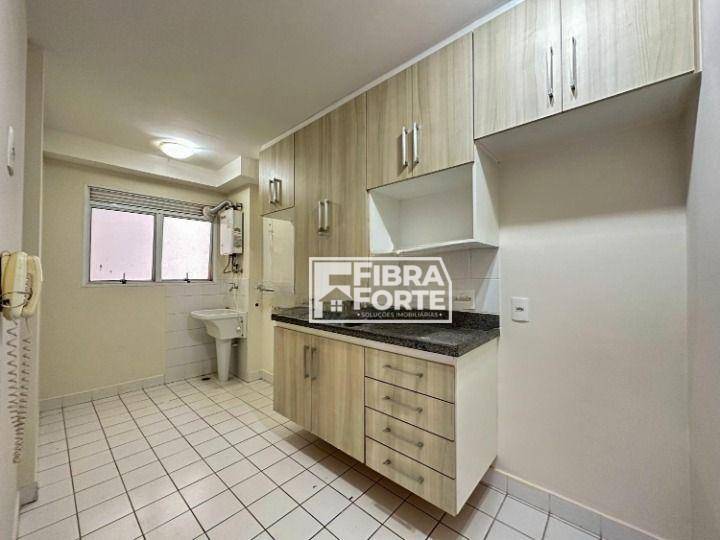 Apartamento à venda com 3 quartos, 75m² - Foto 7