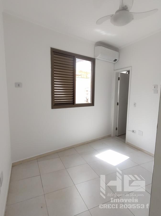 Sobrado à venda com 3 quartos, 200m² - Foto 30