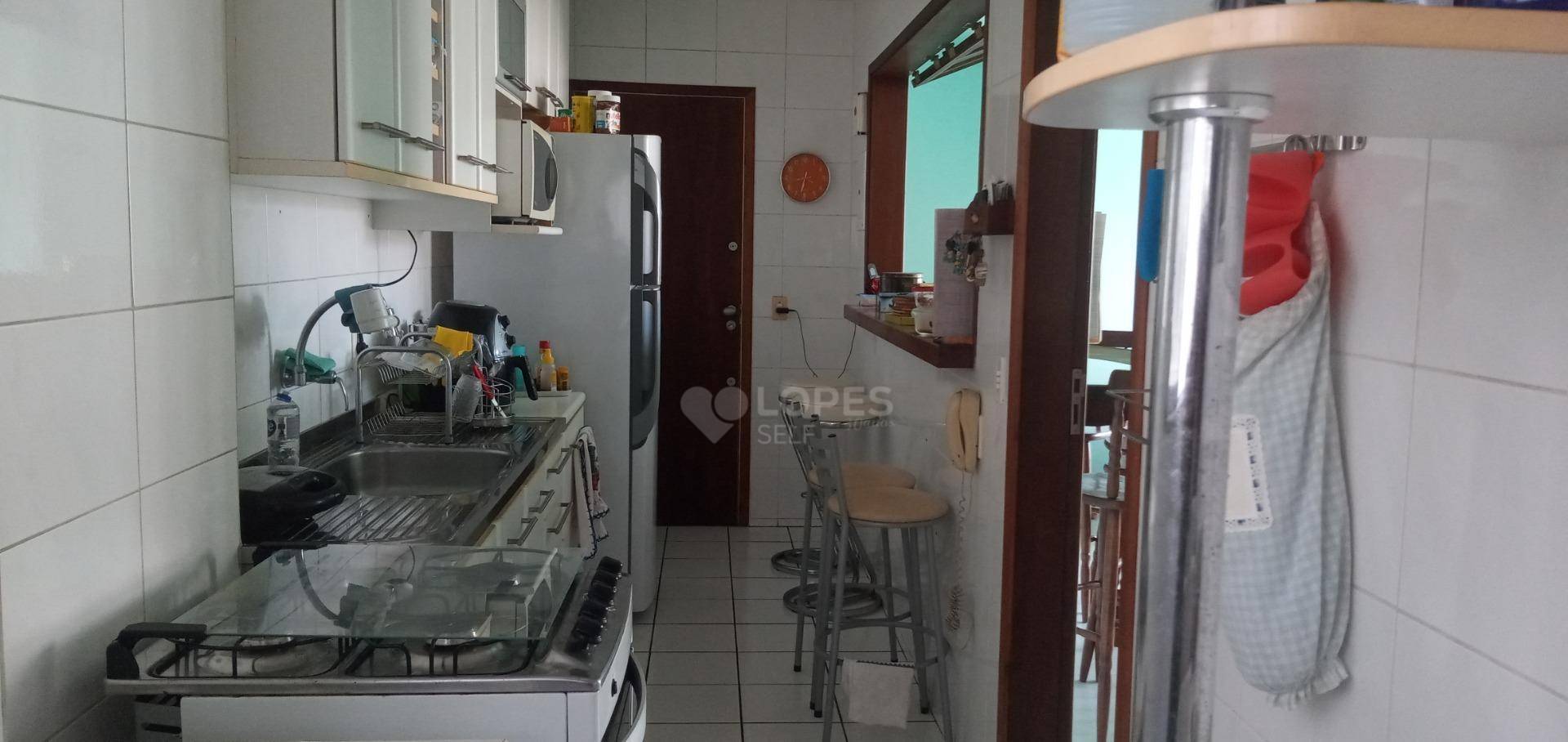 Apartamento à venda com 2 quartos, 82m² - Foto 4