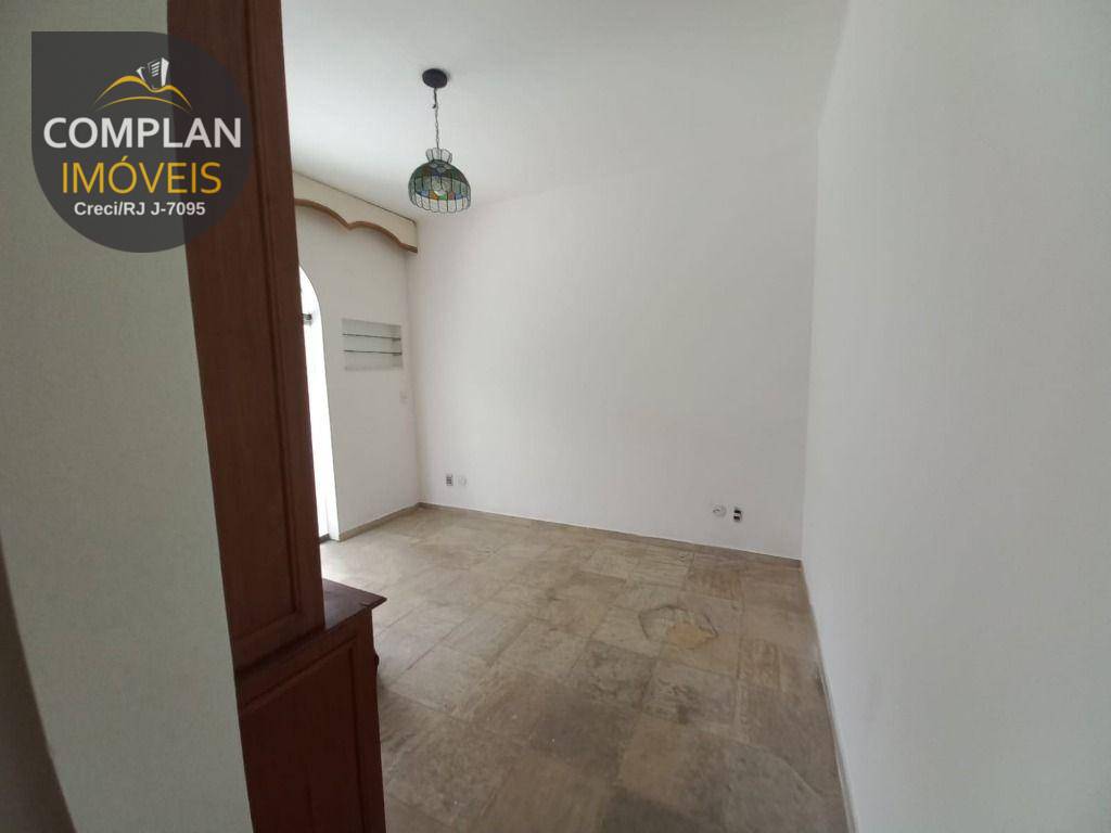 Apartamento à venda com 1 quarto, 40m² - Foto 4