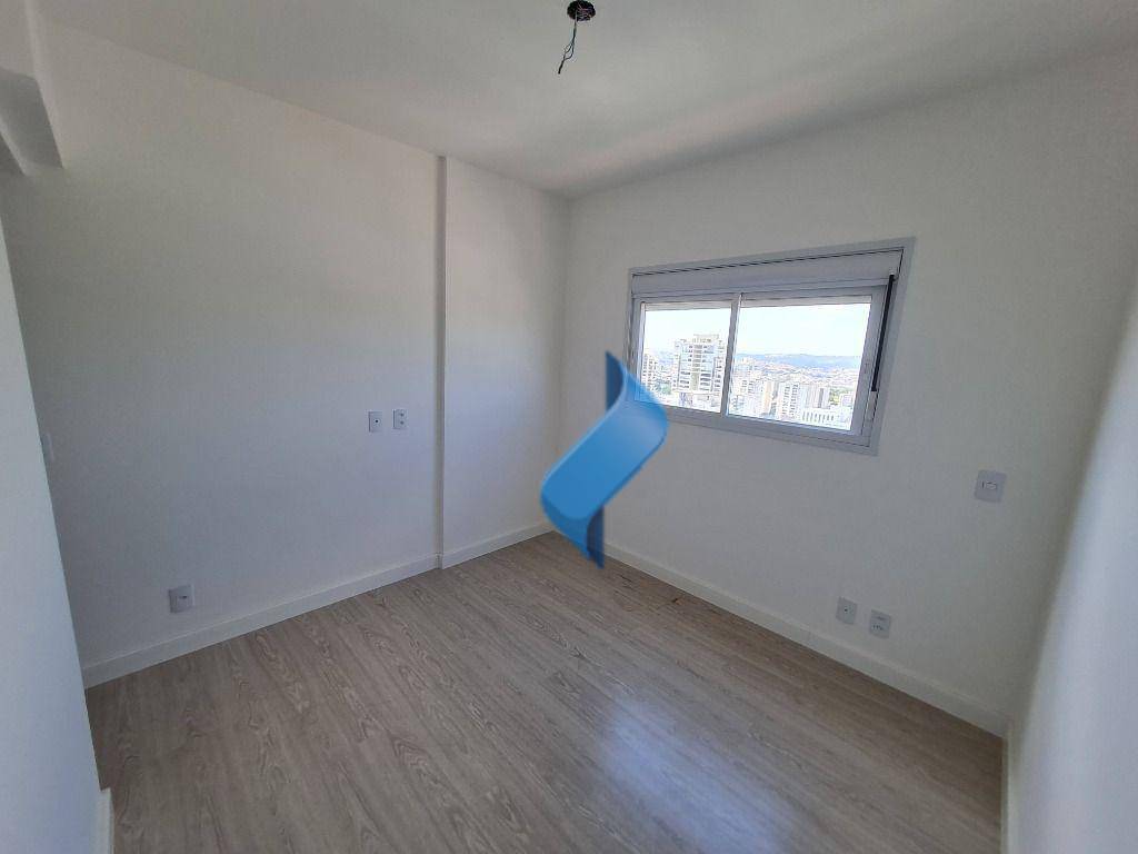 Apartamento para alugar com 4 quartos, 166m² - Foto 16