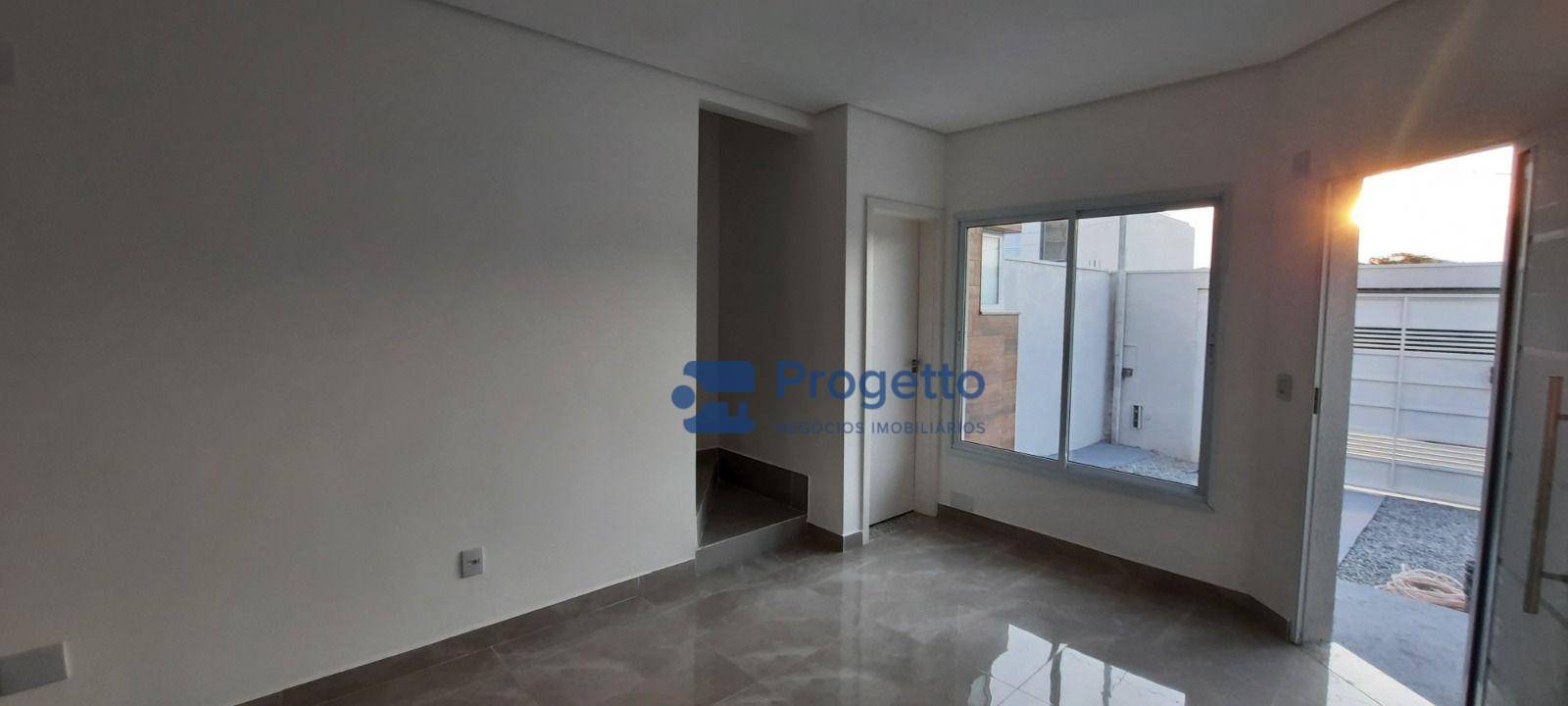 Casa à venda com 3 quartos, 100m² - Foto 25