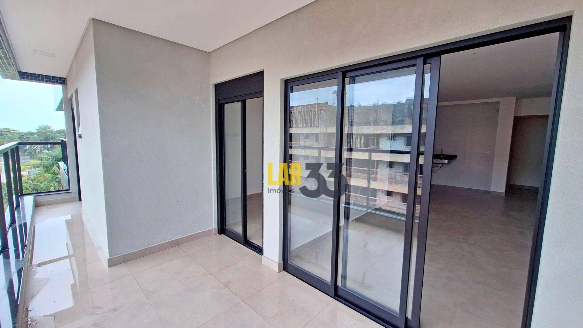 Apartamento à venda com 2 quartos, 76m² - Foto 1