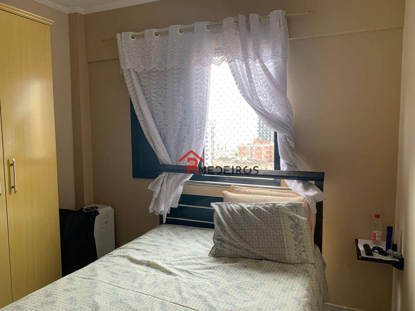 Apartamento à venda com 2 quartos, 75m² - Foto 15