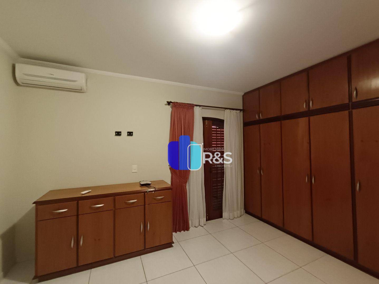 Casa à venda e aluguel com 3 quartos, 227m² - Foto 39