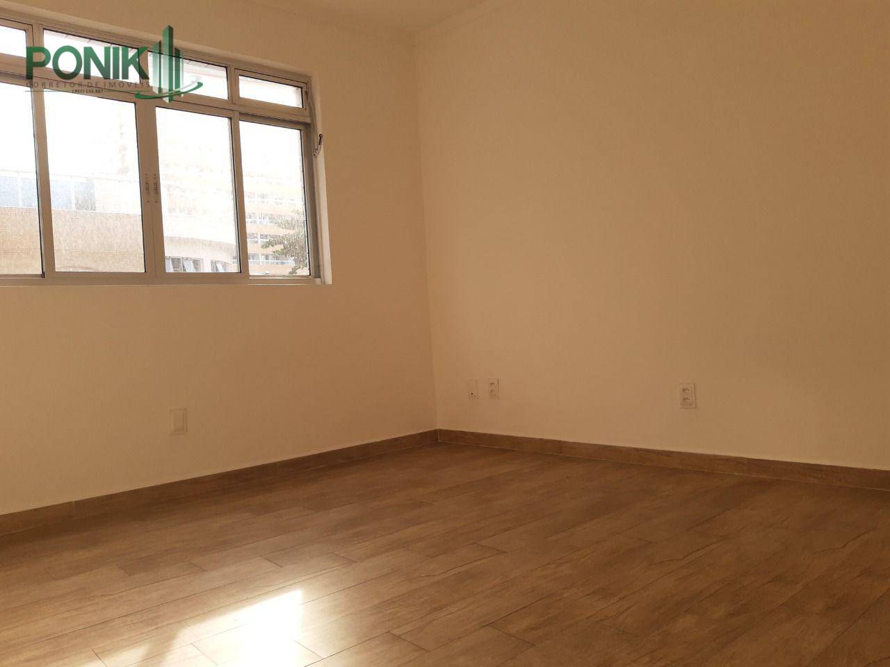 Apartamento à venda com 2 quartos, 67m² - Foto 5