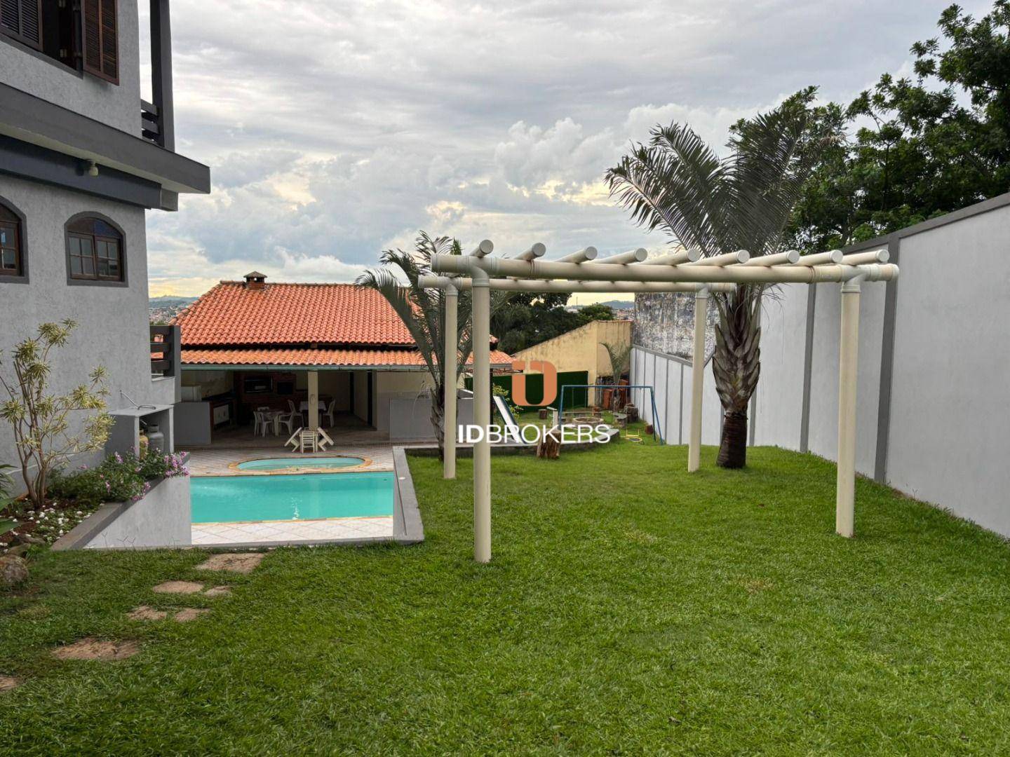 Casa, 4 quartos, 310 m² - Foto 3