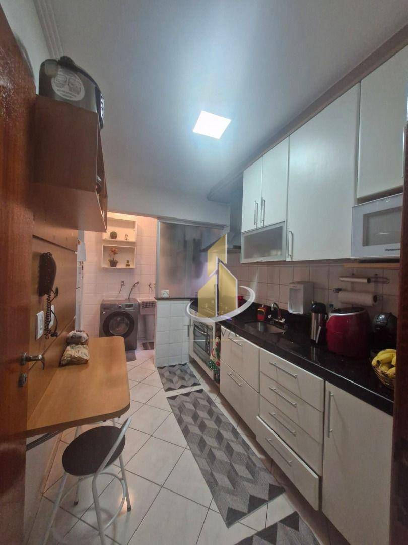 Apartamento à venda com 3 quartos, 83m² - Foto 6