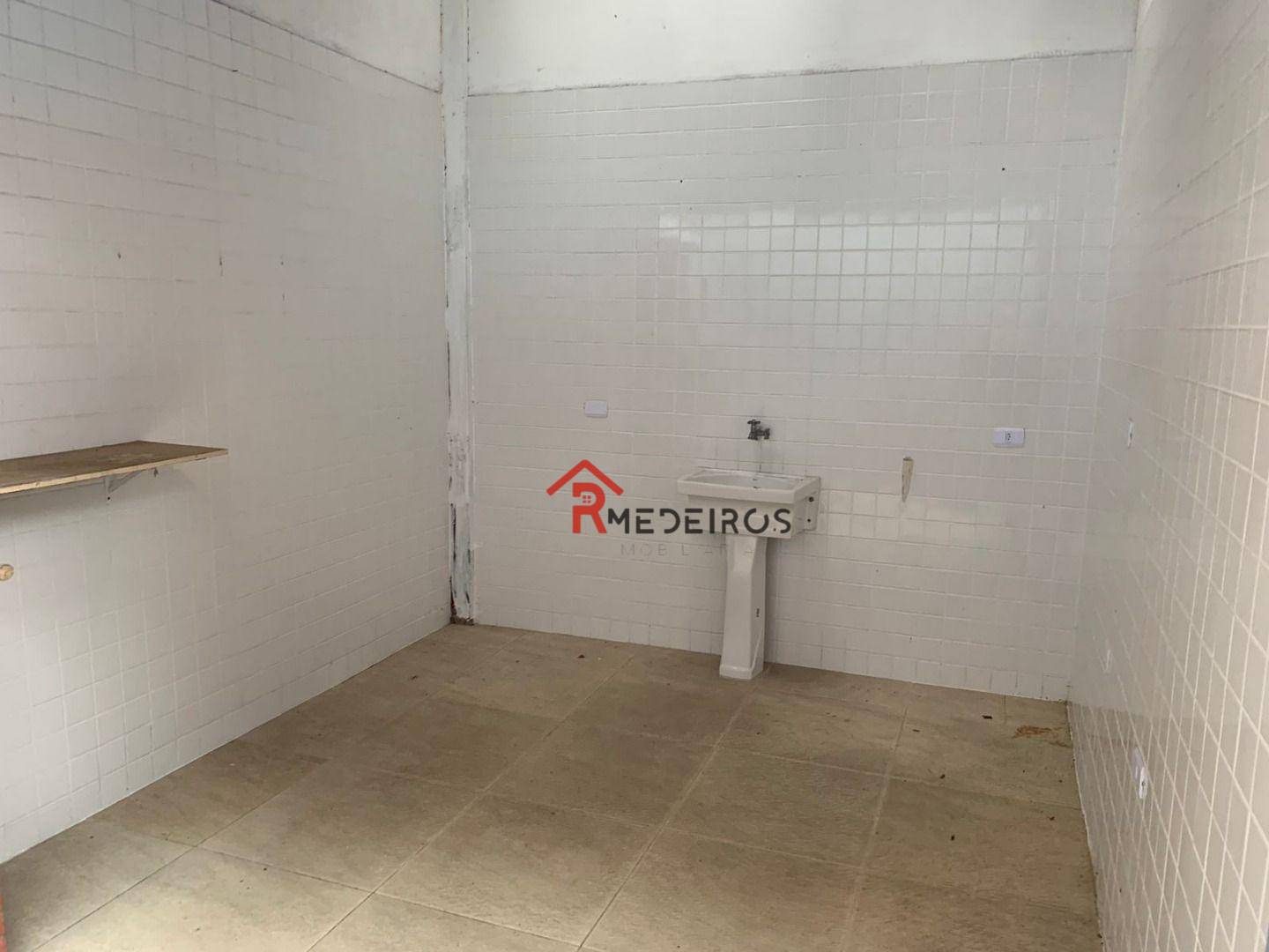 Casa à venda com 2 quartos, 110M2 - Foto 2