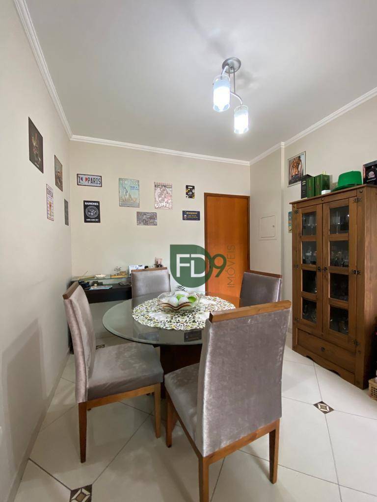 Apartamento à venda com 2 quartos, 69m² - Foto 10