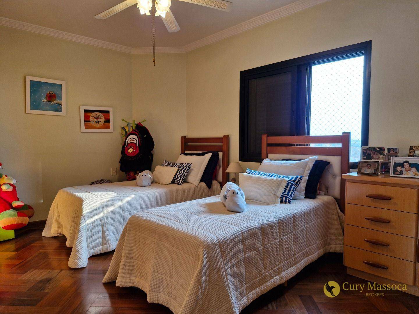 Apartamento à venda com 3 quartos, 341m² - Foto 30