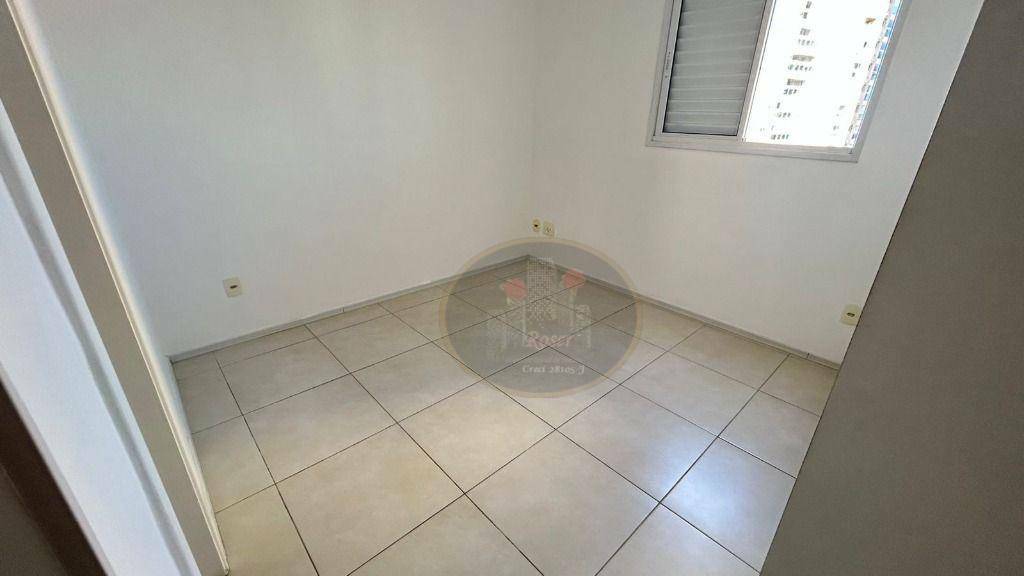 Apartamento para alugar com 3 quartos, 93m² - Foto 5