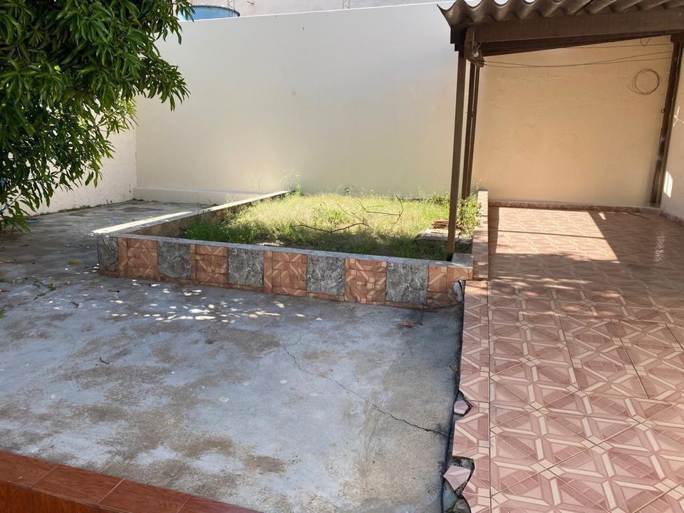 Casa à venda com 3 quartos, 180m² - Foto 14