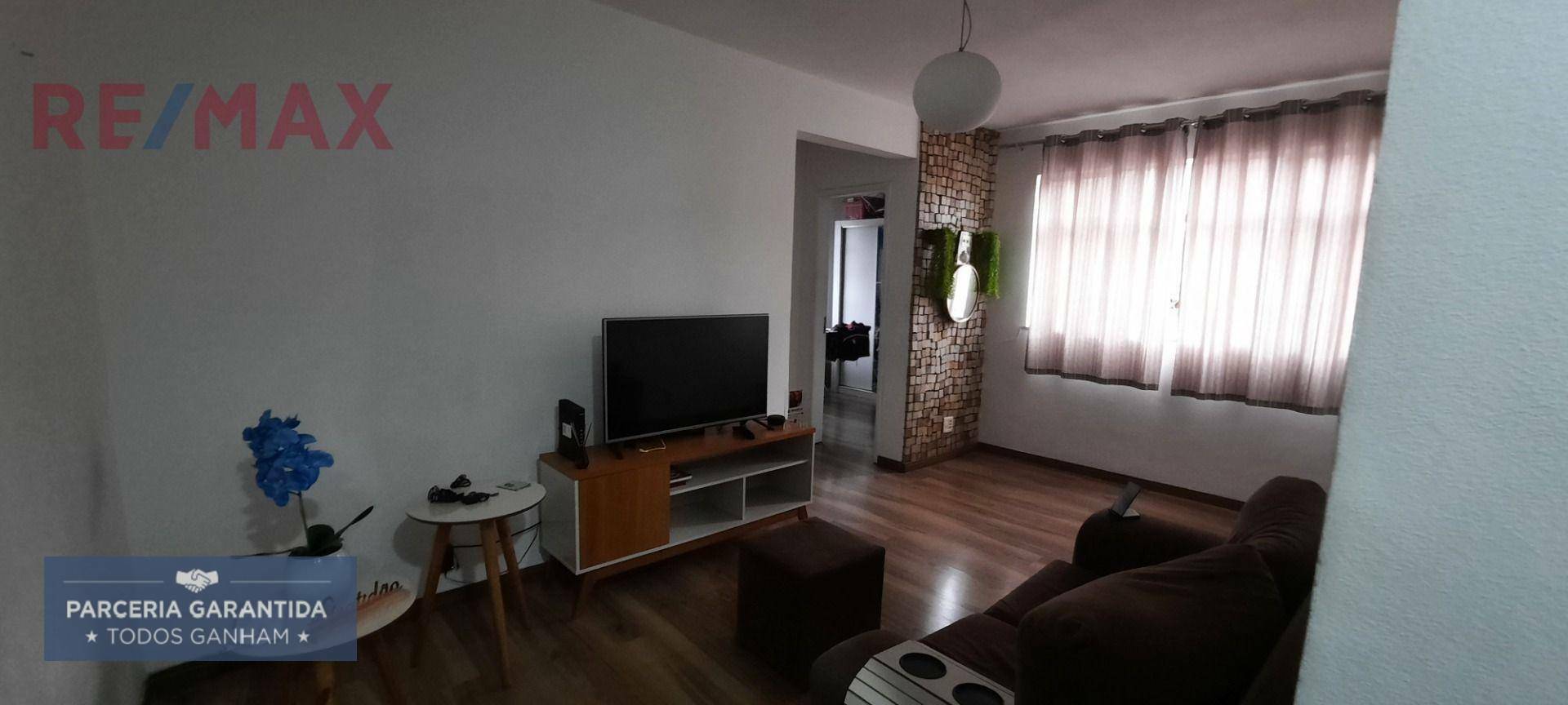 Apartamento à venda e aluguel com 2 quartos, 60m² - Foto 4