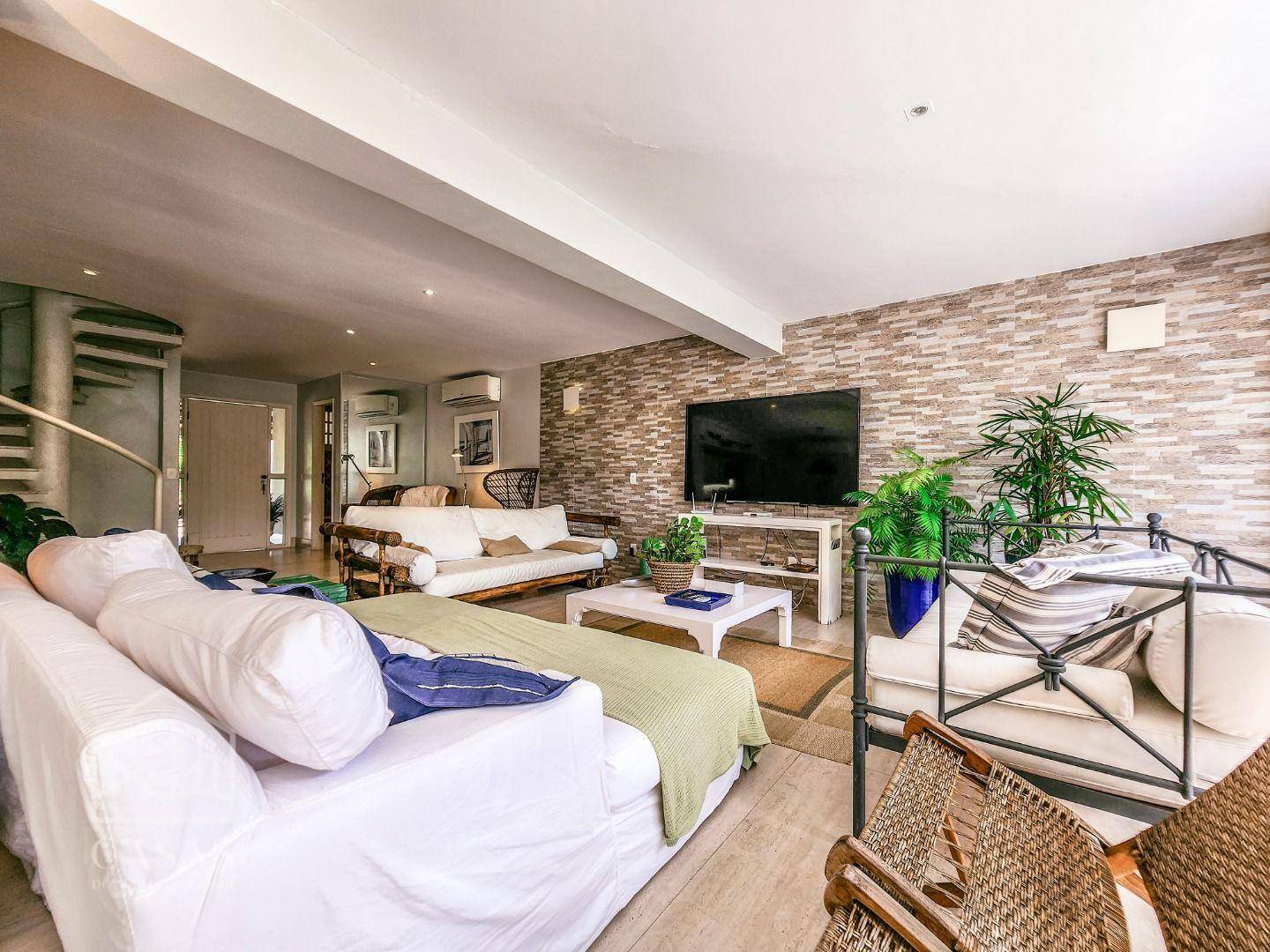 Casa de Condomínio à venda e temporada com 4 quartos, 250m² - Foto 6