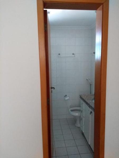 Apartamento para alugar com 3 quartos, 97m² - Foto 14