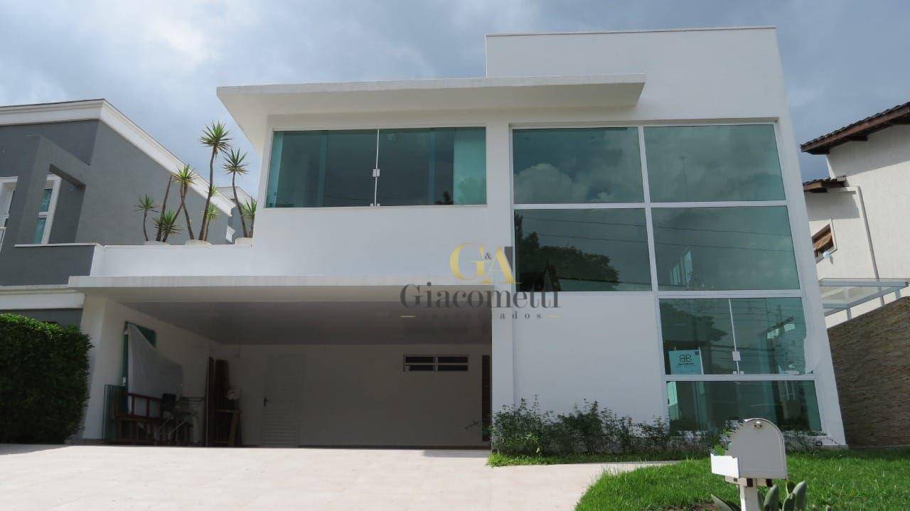 Casa de Condomínio à venda com 4 quartos, 259m² - Foto 1